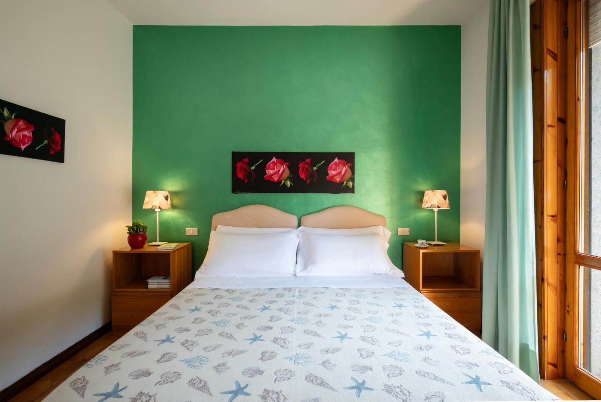 Hotel Parco Dei Pini - 100Mt Dal Mare Follonica Buitenkant foto